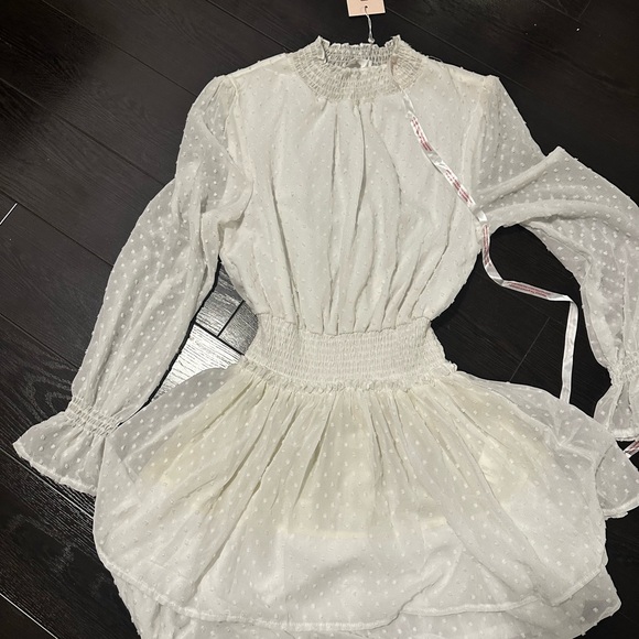 MISGUIDED // White Long Sleeve Dress - Picture 5 of 5